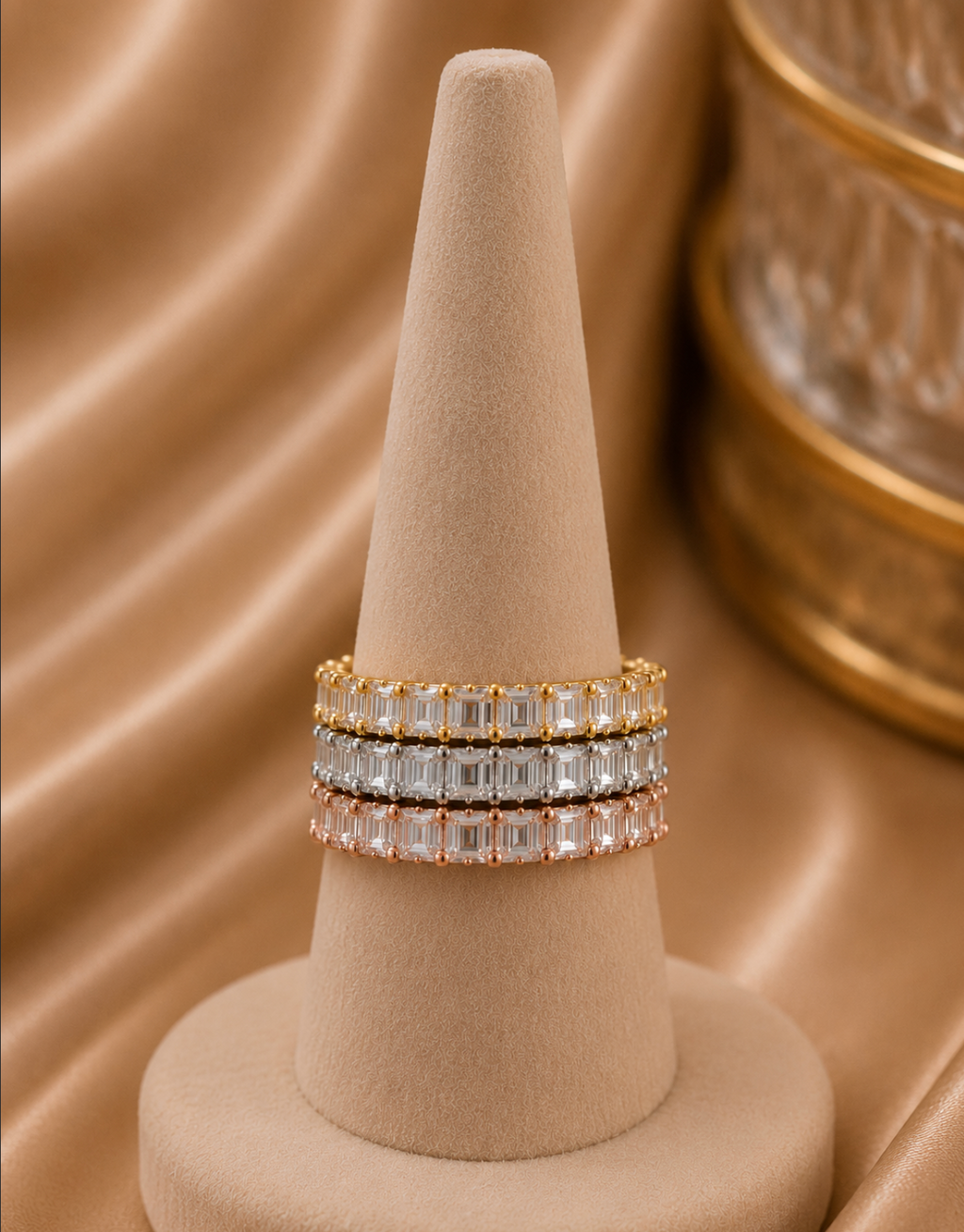 The Étoile Eternity Ring